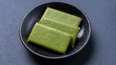 Top tea-flavored baked goods for 2025 